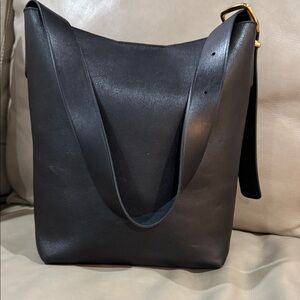 Madewell Essential Medium Tote Bag